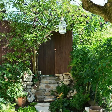 Holiday home House With A Garden *